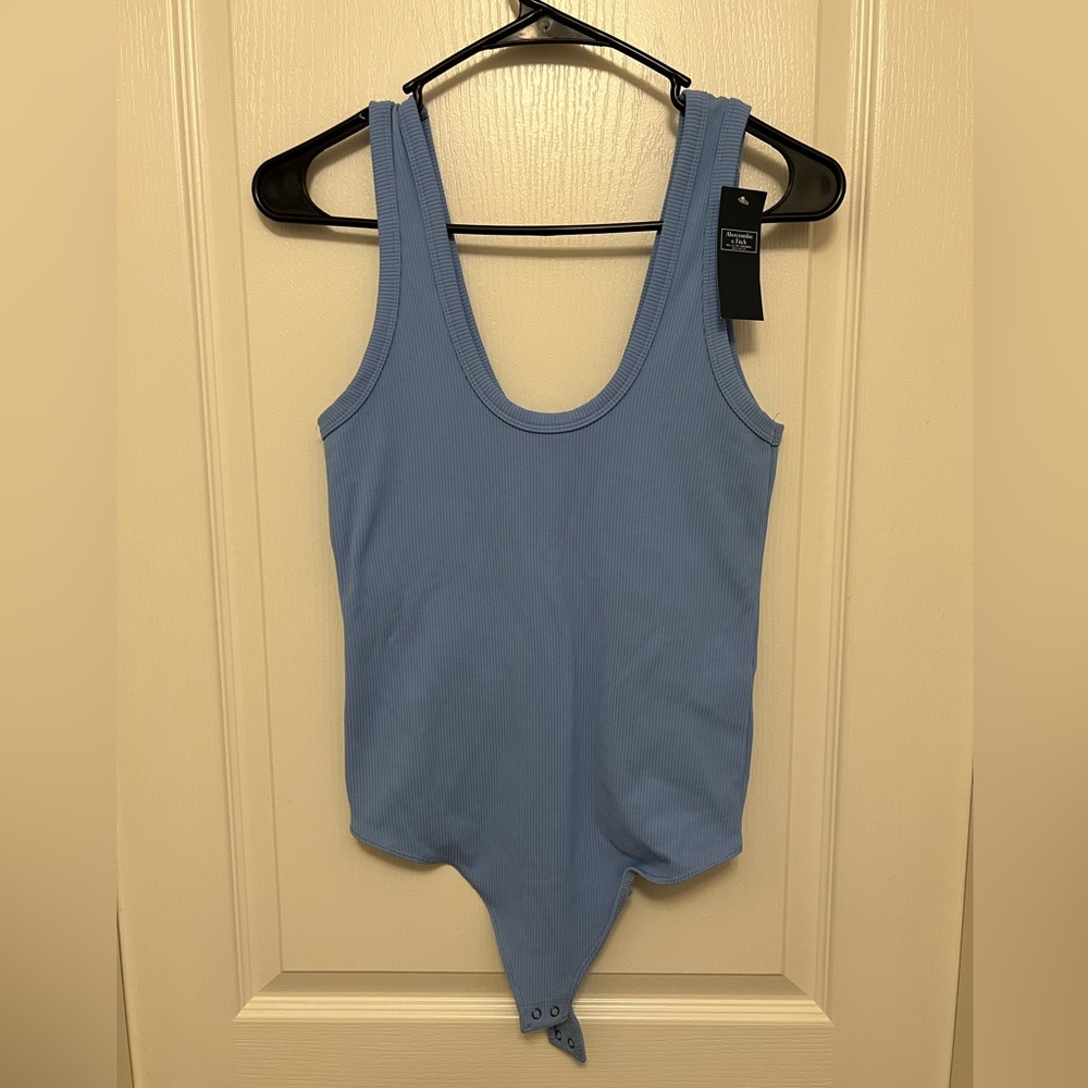 Abercrombie & Fitch Seamless Rib Fabric Scoopneck Bodysuit